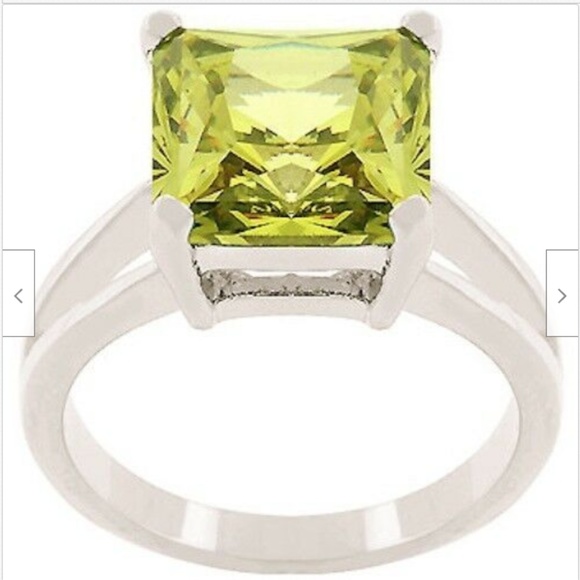 Silver Peridot Cocktail Ring Size 10 Green CZ - Picture 2 of 4